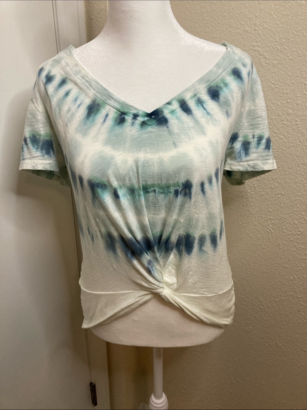 Lucky Brand Tie Dye TShirt Twist Front S